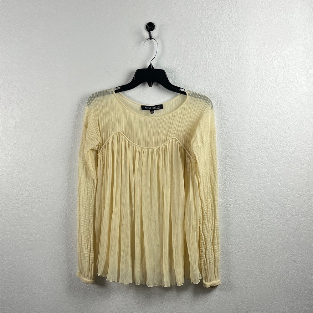 Vtg Anne Klein Women’s silk Cream Long Sleeve Pleated Sheer BabyDoll Top Sz 6
